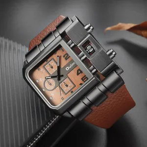 Primo piano dettagliato dell'orologio militare oversize Oulm da uomo con cinturino in pelle