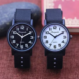Kinder Sport Quartz Horloge Met Canvas Band Mode Student Analoog Polshorloge Voor Jongens Middelbare Scholieren Casual Horloge