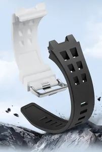 Robustes Premium-Silikon-Uhrenarmband in Schwarz und Weiß mit sicherem Metallschnallendetail