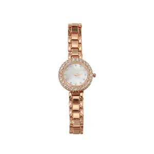 Elegante roségoldene Damen-Quarzuhr mit Strass-Lünette und feinem Gliederarmband