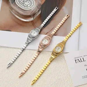 Women's Retro Bracelet Watch Alloy Quartz Wristwatch Rhinestone Inlaid Oval Dial Elegant Vintage Style Jewelry Watch For Ladies