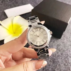 Orologio al Quarzo di Lusso da Donna Numeri Romani Lunetta con Strass Moda Lega Cinturino in Acciaio