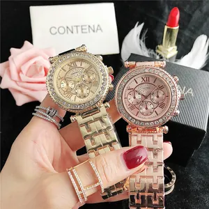 Gedetailleerde macro-opname van de met strass bezette bezels van deze horloges