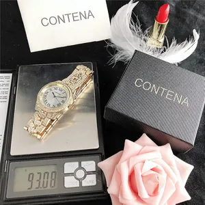 Gedetailleerd overzicht van luxe gouden CONTENA-horloge met strass-steentjes van 93,08 g