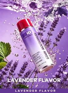 Bain de bouche antitache à la lavande avec éclaboussures d'eau et fond floral