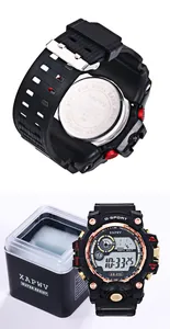 Detailansicht der robusten schwarzen digitalen Sportuhr mit Silikonarmband und Box