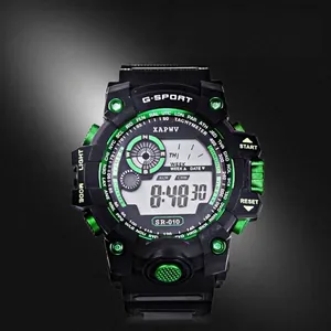 Robuste schwarz-grüne digitale Sportuhr mit wasserdichtem LED-Display und Silikonarmband.