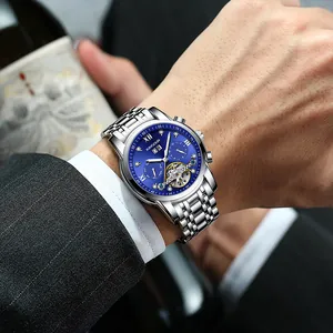 Luxe automatisch herenhorloge met blauwe wijzerplaat en zilveren roestvrijstalen band