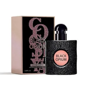 Dettaglio del flacone di profumo nero glitterato da 50 ml e confezione rosa da donna