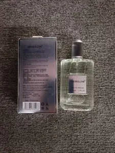 Λεπτομερής λήψη του αρώματος COCOSILIYA Grey Vetiver 50ml με το κουτί συσκευασίας του