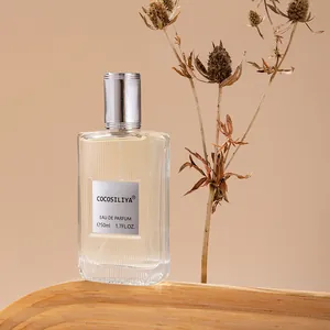 COCOSILIYA Grey Vetiver Eau de Parfum 50ml μπουκάλι σε φυσικό περιβάλλον