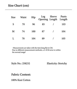 Detailed size chart for women's plaid jogger pants with waist and hip measurements in cm.