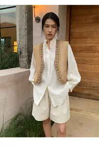 Damen Weste im Boho-Stil mit V-Ausschnitt und ethnischem Muster für den Resort-Urlaub