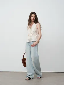 Jean en denim bleu clair à taille haute et jambe large pour femme, printemps-été.