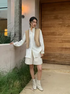 Boho-Weste im Nomadenstil mit V-Ausschnitt für Damen im Urlaubslook, Erdtöne Design