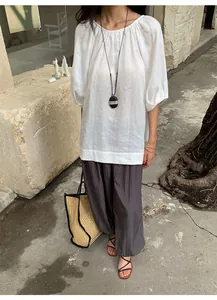 Casual Lyocell Tencel wide-leg lantern trousers for women in a street style look