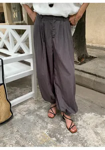Women's charcoal grey Lyocell Tencel casual balloon wide-leg pants detailed shot