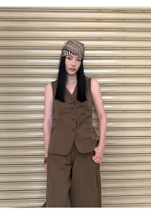 High-waisted cotton blend wide-leg trousers in minimalist old-money style
