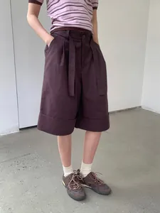 Pantalones cortos casuales de línea A para mujer con dobladillo en burdeos profundo