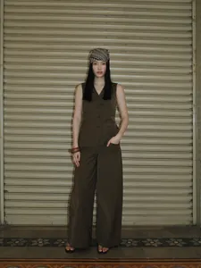 Minimalist cotton-blend V-neck sleeveless vest and wide-leg trousers set for women