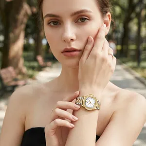 Elegante Gedi Damen-Quarzuhr, zweifarbig, Perlmuttzifferblatt mit funkelnden Diamanten.