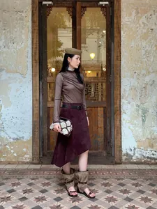 Retro Maillard style asymmetrical burgundy A-line skirt for slimming autumn outfit look