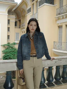 Vintage washed gradient denim short jacket for women with stylish retro lapels