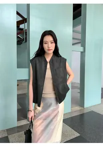 Gilet smanicato in pelle scamosciata stile Maillard da donna per look moda