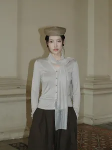 Elegante gebreide top met lange mouwen, V-hals en mesh sjaal detail voor dames in Koreaanse stijl