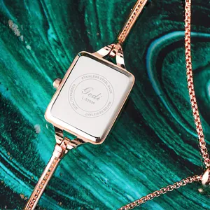 Luxuriöse roségoldene quadratische Damen-Armbanduhr mit wasserdichtem Edelstahlboden