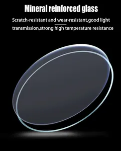 Vue détaillée du verre de montre minéral renforcé résistant aux rayures et transparent