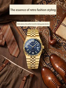 Luxuriöse goldene Quarzuhr mit blauem Waben-Zifferblatt in Retro-Szene