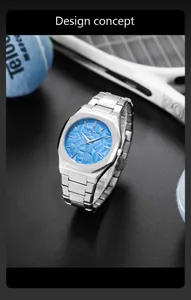 Vue détaillée d'une montre à quartz pour homme avec cadran à feuilles bleues et acier argenté.