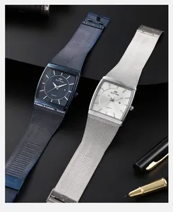 Detailansicht der BESTWIN quadratischen Quarzuhr mit stilvollem Edelstahl-Mesh-Armband