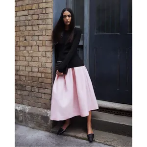 Elegant silk-wool blend A-line pleated midi skirt in pale pink finish