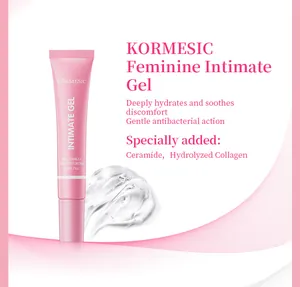 Κοντινό πλάνο του KORMESIC Feminine Intimate Gel με διαυγή υφή και ροζ σωληνάριο