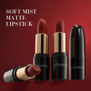 Rossetti opachi KORMESIC soft mist con elegante packaging nero e oro