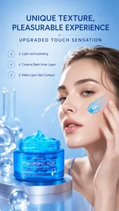 Detailansicht der KORMESIC Hyaluronsäure Kapsel-Gesichtscreme mit Gel-Textur auf Haut
