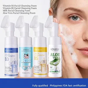 Tiefenreinigung Gesichtsreinigungsschaum Mit Silikon Massage Bürstenkopf Feuchtigkeitsspendend Vitamin Aloe Milch Gesichtsschaum