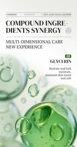 Vista macro de la esencia limpiadora facial antiacné KORMESIC con burbujas de glicerina.