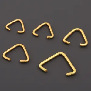 Hebillas de metal triangulares doradas premium para correas de bolsos y accesorios