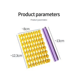Makro-Detailansicht des DIY-Sets für englische Buchstaben und Zahlen mit Maßen