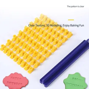 Detail des DIY Buchstaben und Zahlen Keksstempel Sets zum Backen