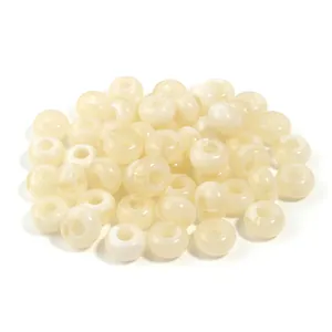 Creamy white marbled acrylic large-hole faux jade beads for DIY bag and phone chain accessories.