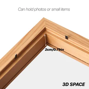 Detalle que muestra la profundidad interna de 2 cm del marco 3D de madera
