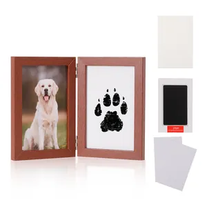 Kit commemorativo per animali con cornice in legno doppia, tampone e cartoncini