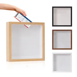 Un cadre boîte carrée conçu pour le rangement de billets souvenirs, en quatre couleurs