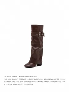 Braune Vintage-Ritterstiefel mit Schnalle und weitem Schaft für Damen im Retro-Stil