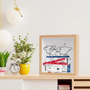 Cadre vitrine en bois haut de gamme pour ranger vos billets de voyage et de concert