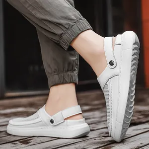 Sandales de plage en maille blanche pour hommes avec bride de talon pivotante réglable
